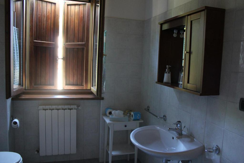 Agriturismo La Valle Del Vento Urbino Szoba fotó