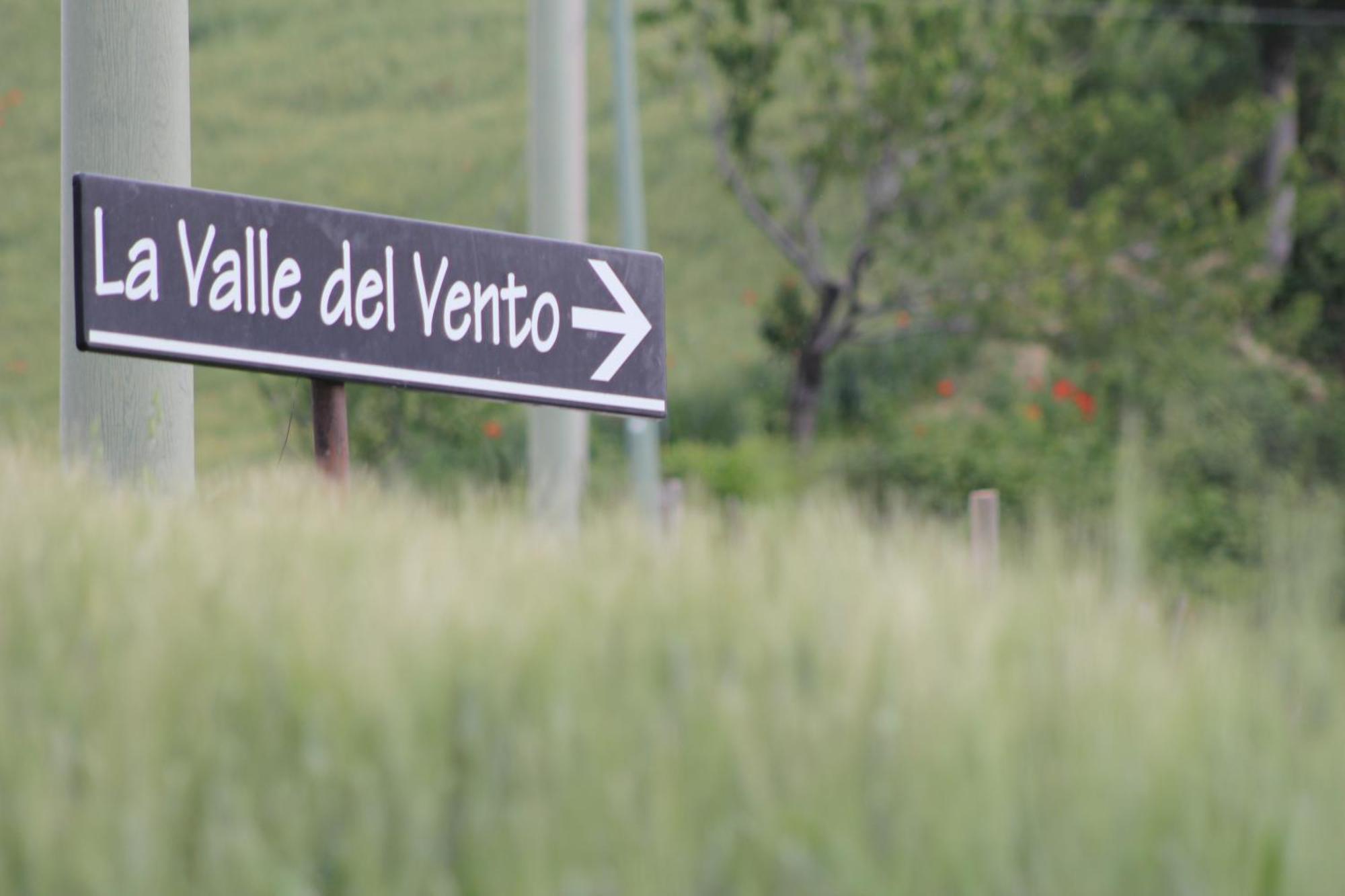 Agriturismo La Valle Del Vento Urbino Kültér fotó